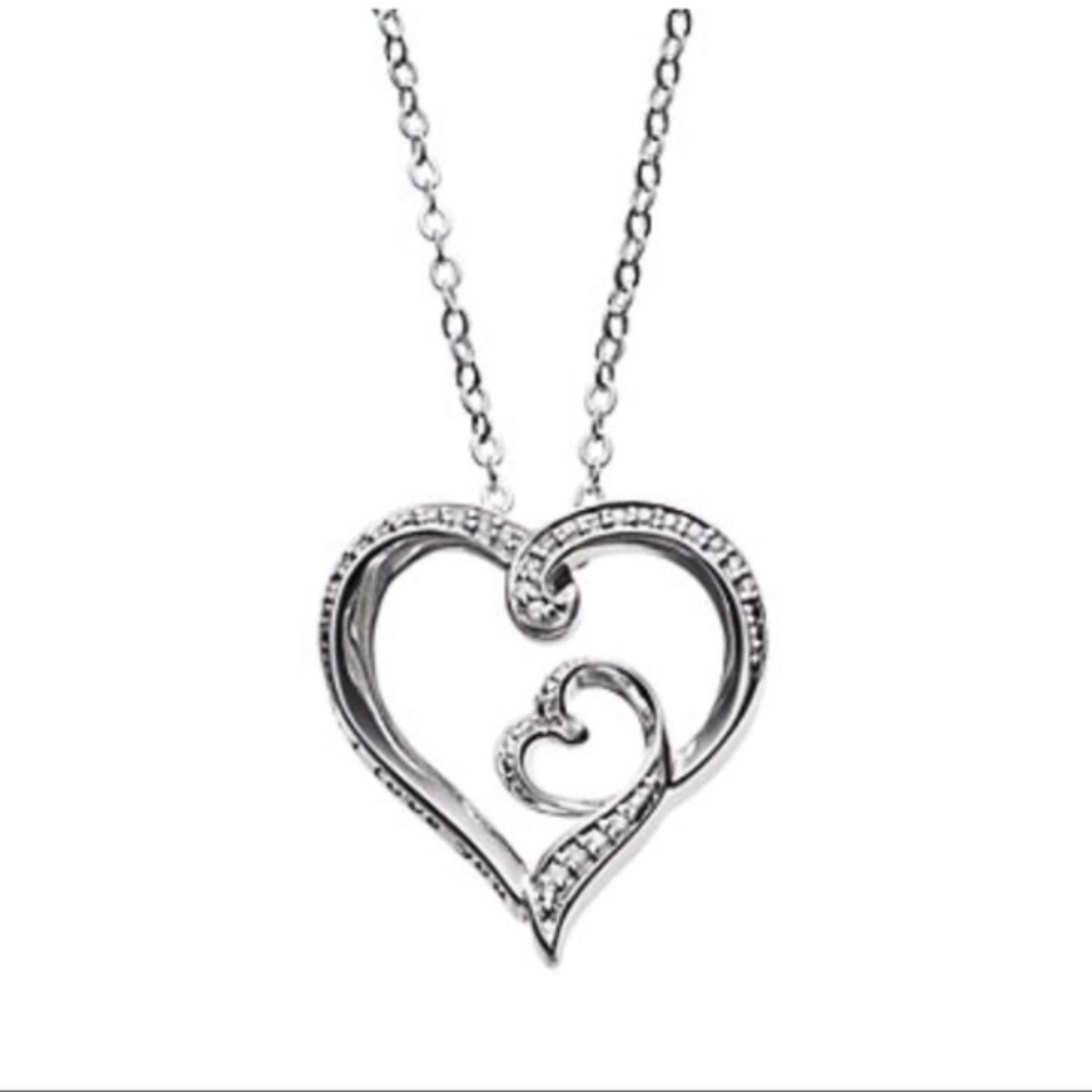 “Grandma” Silver Plated Heart Pendant Necklace NWT - Picture 1 of 6